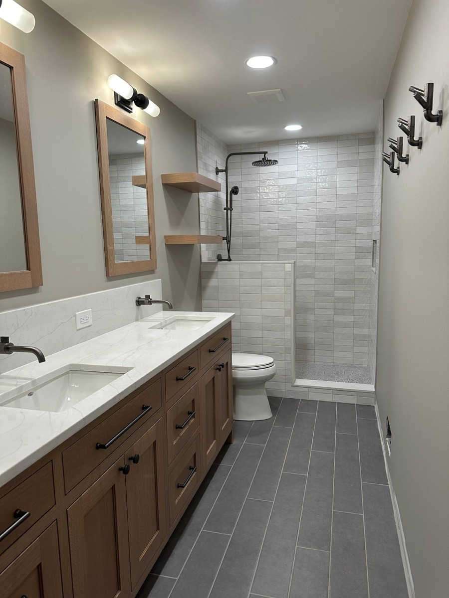 Finished bathroom - double vanity